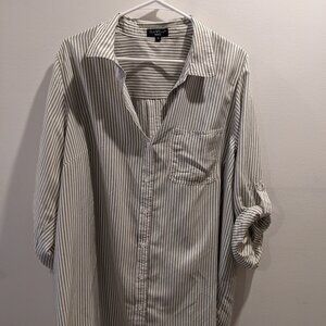Velvet Heart Long Sleeved Green/White Stripped Button Up Blouse S 2X